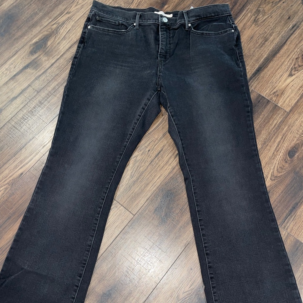 Black boot cut Levi jeans